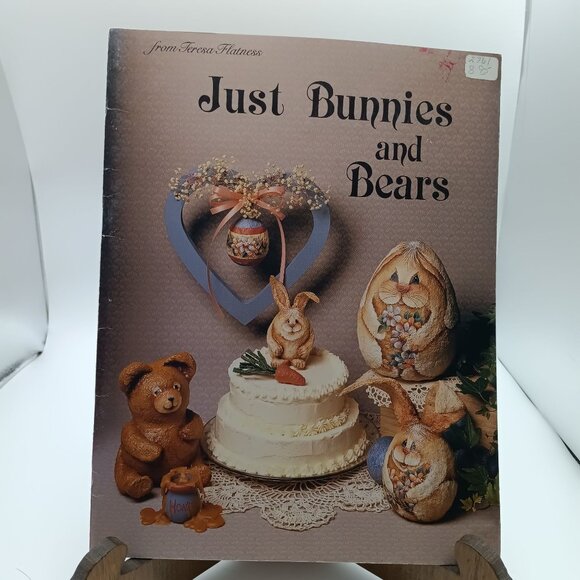 Just Bunnies And Bears Craft Book By Teresa Layman 1987 Vintage Pattern Book - Picture 1 of 2